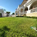 Apartment Green Oasis
